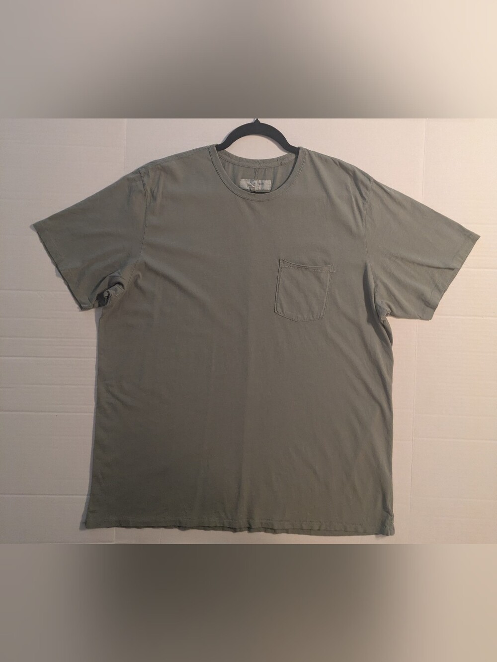 rag & bone Short-Sleeve Pocket T-Shirt in Sage- XXL (NWOT)